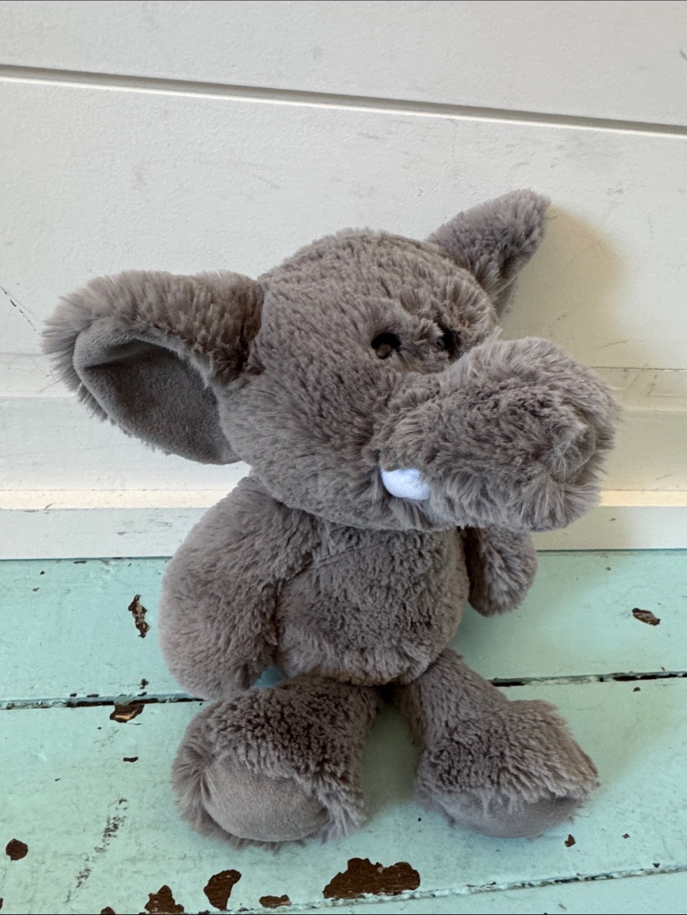 TY Attic Treasure Cuddlys Ella the Elephant Large Stuffed Animal Collectible